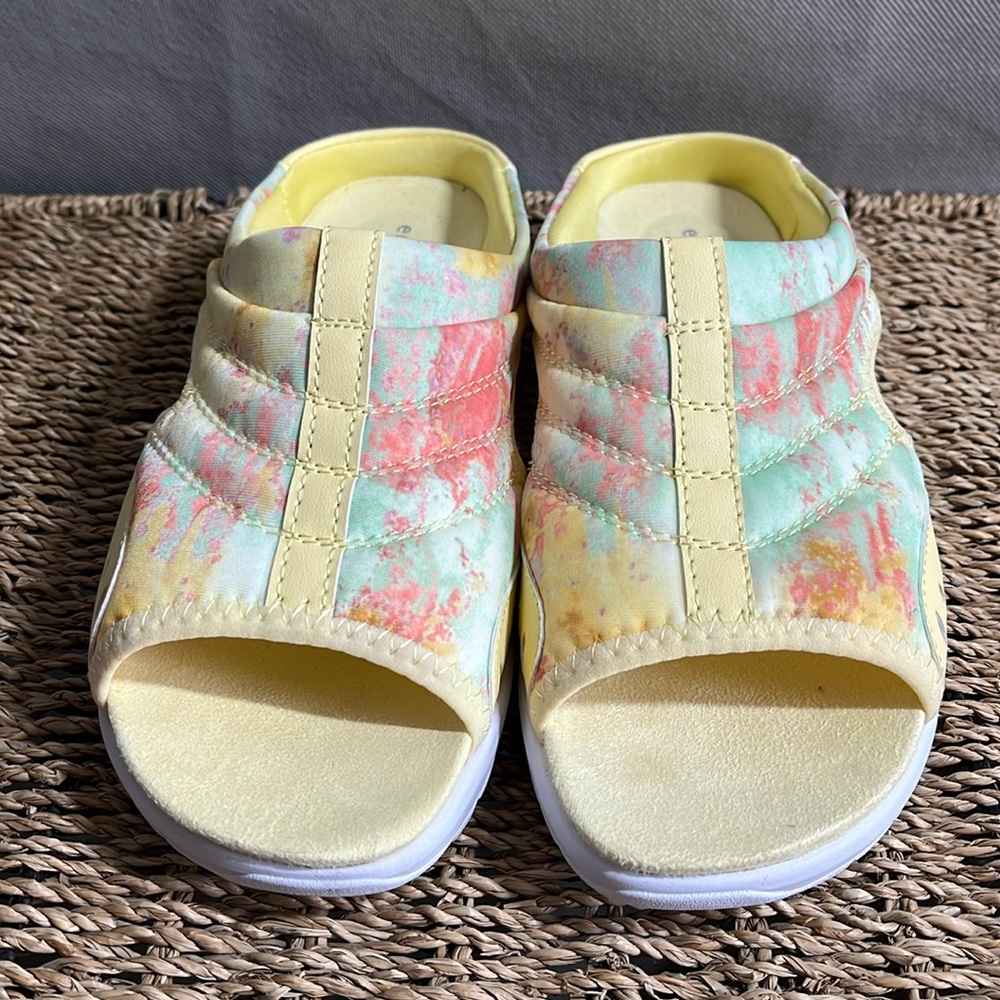 Easy Spirit Ladies 6M Traciee2 Yellow Tie Die